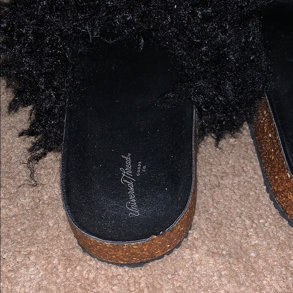 Universal Thread Sandals - Picture 5 of 10